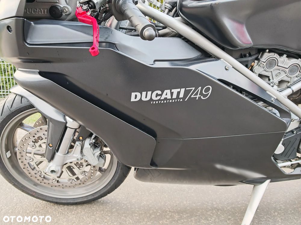 Ducati 749 - 12