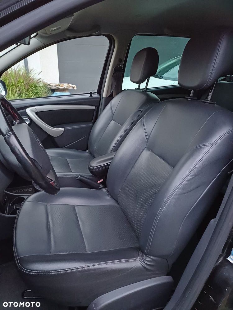 Dacia Duster 1.6 - 12