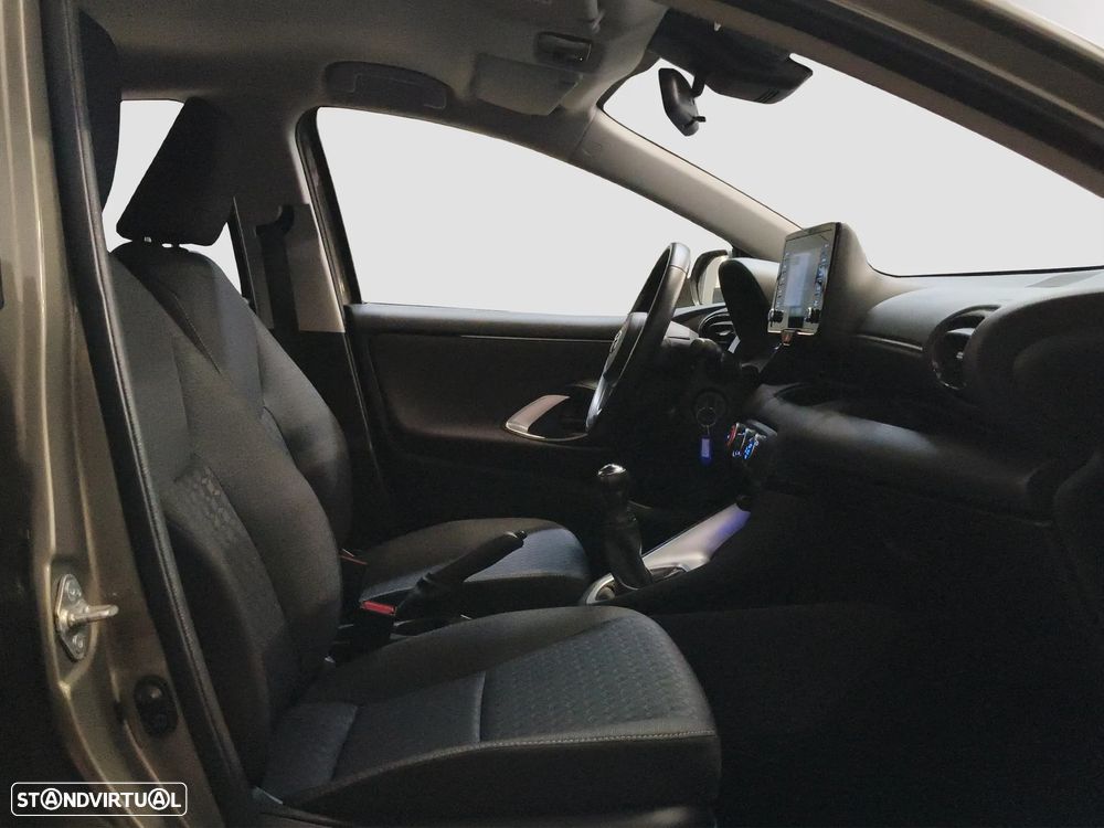 Toyota Yaris 1.0 VVT-i Comfort Plus - 33