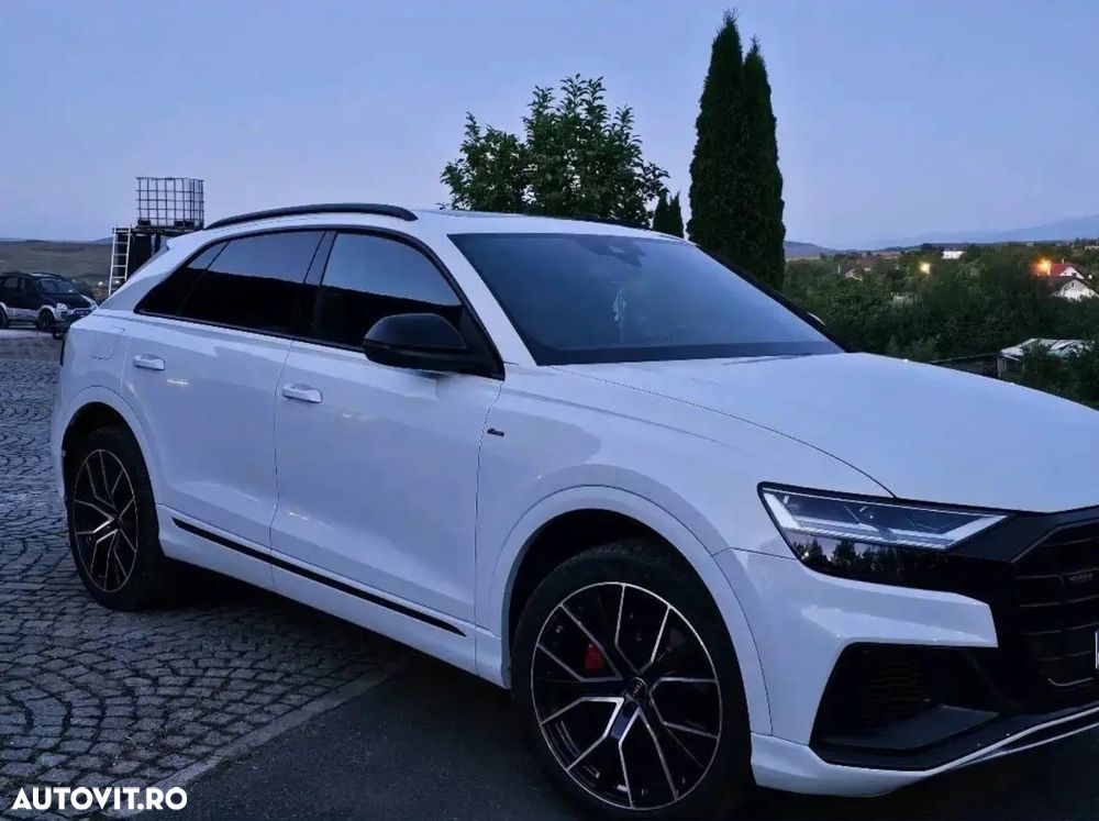 Audi Q8 - 2