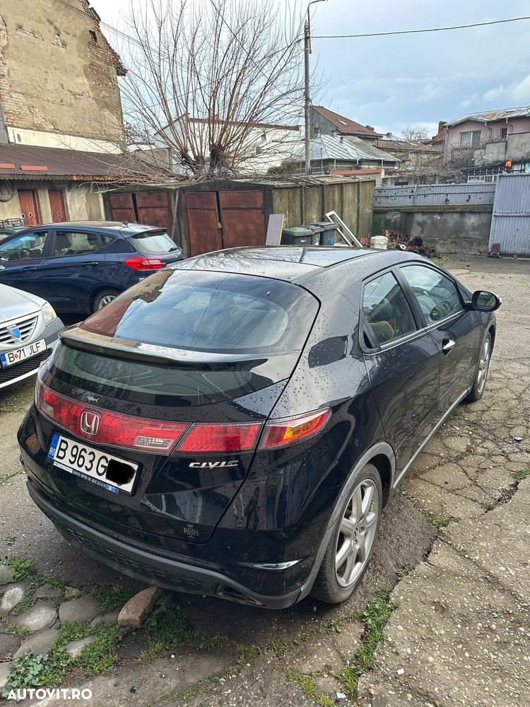 Honda Civic 1.8 SOHC i-VTEC MT GT - 6