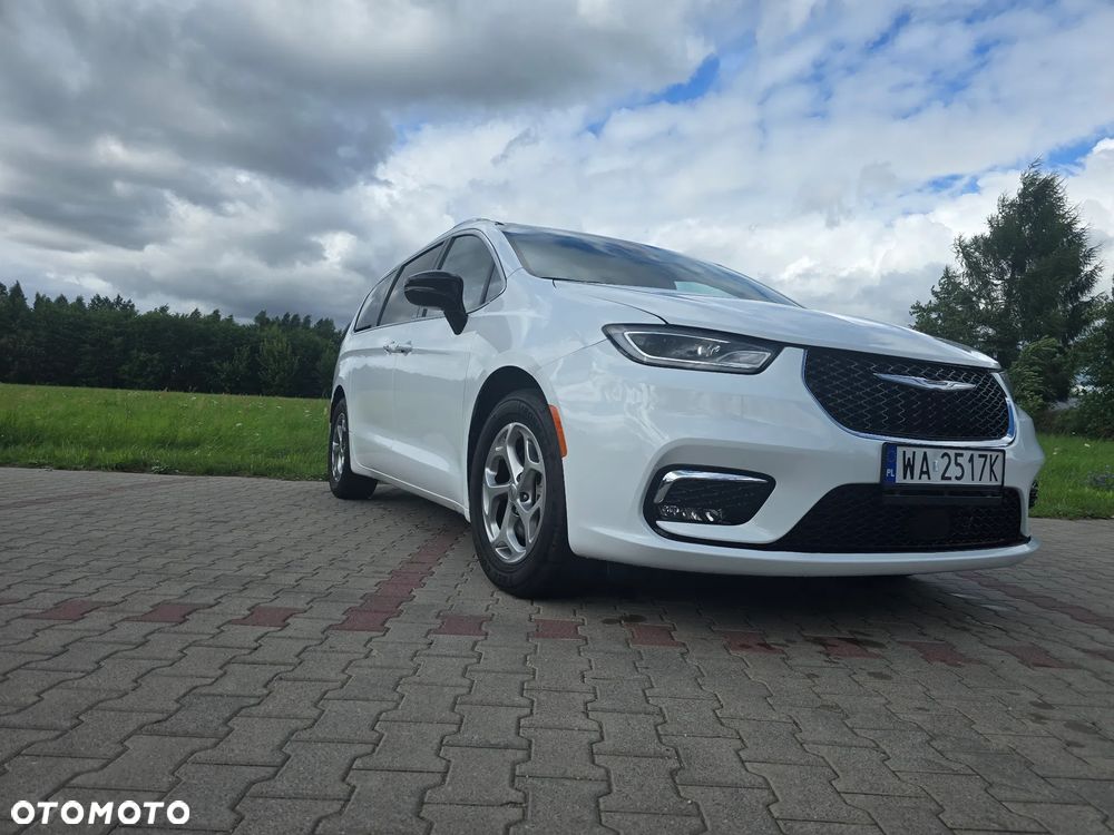Chrysler Pacifica - 10