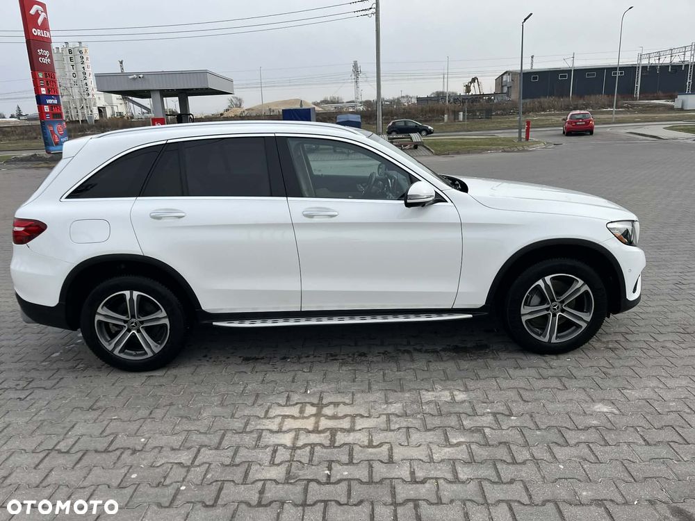 Mercedes-Benz GLC 300 4Matic 9G-TRONIC - 3