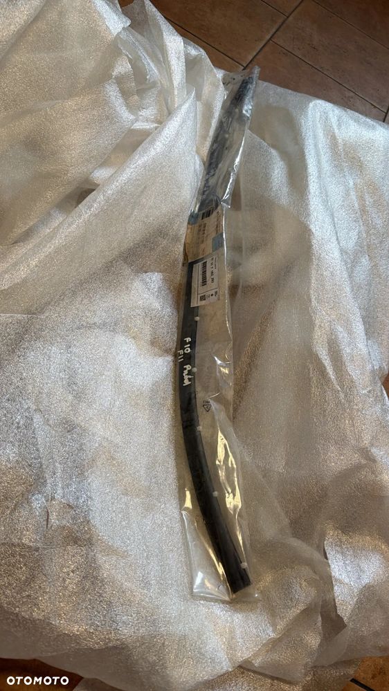 BMW 5 F10 F11 USZCZELKA USZCZELKA DRZWI PRZÓD DOLNA 7182283 NOWA