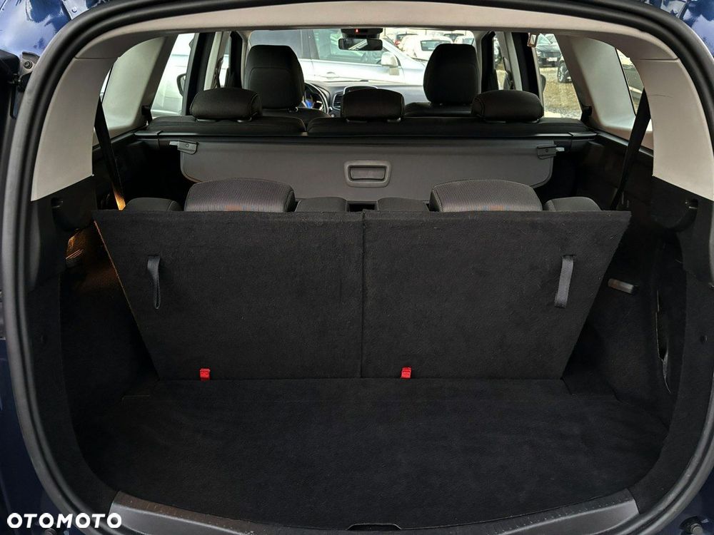 Renault Grand Scenic - 5