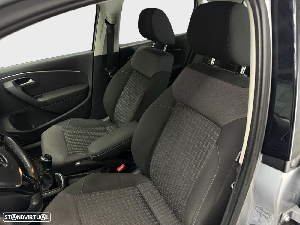 VW Polo 1.4 TDi BlueMotion - 11