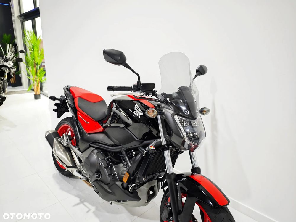 Honda NC - 8