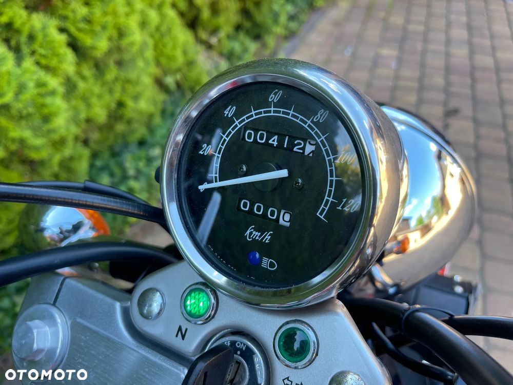 Suzuki Marauder - 14