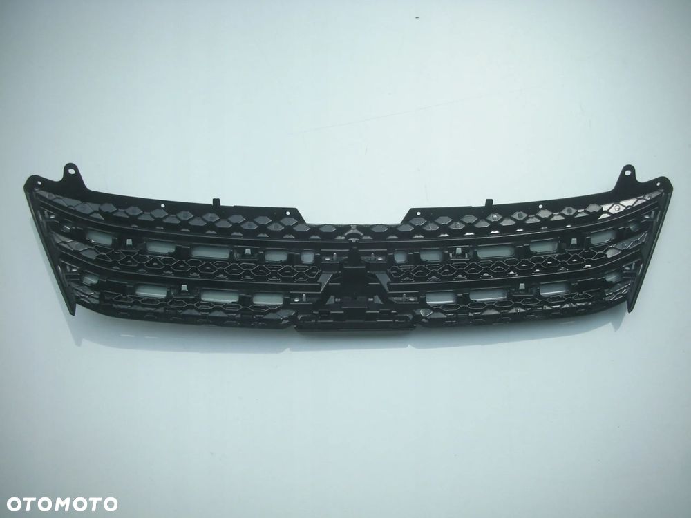 ECLIPSE CROSS GRILL ATRAPA 2017-2021 SATYNA - 2