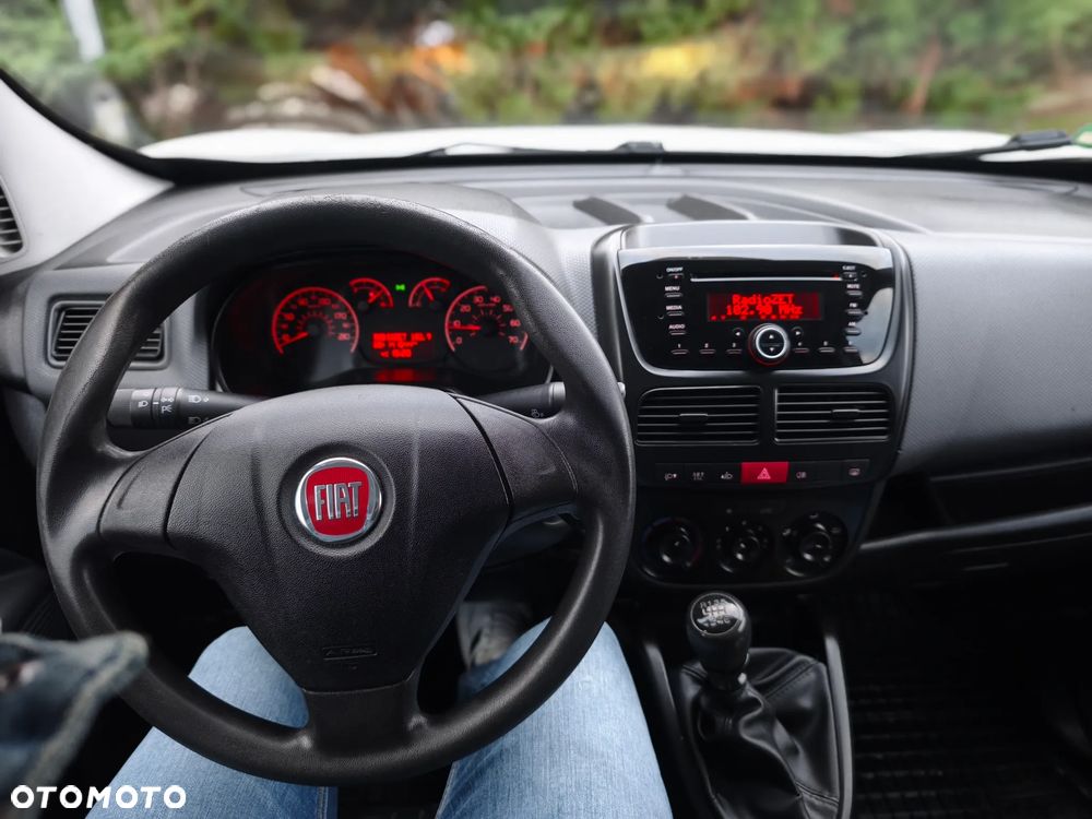 Fiat Doblo - 22