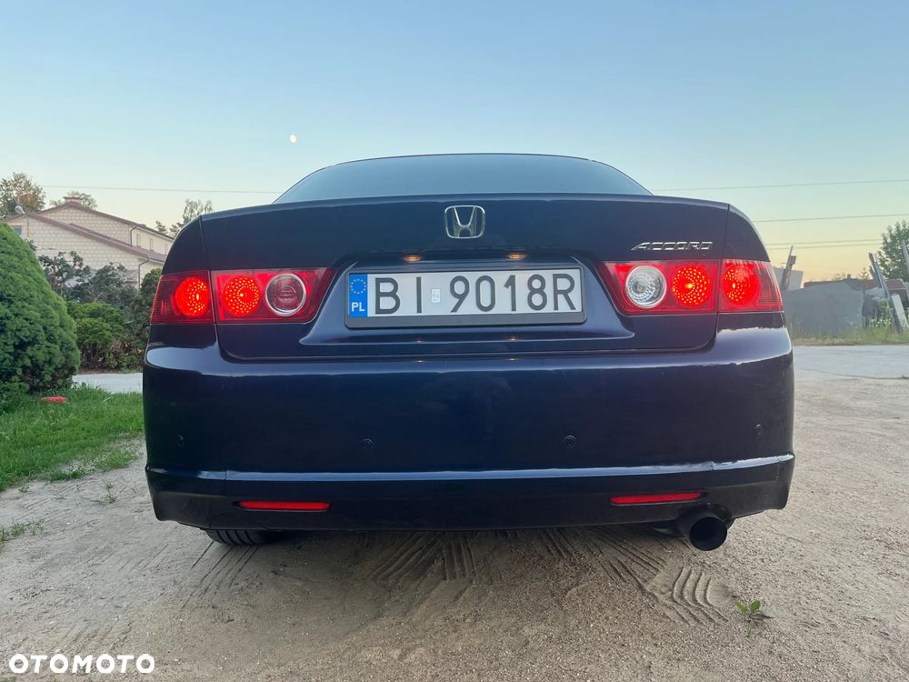 Honda Accord 2.0 Executive - 6
