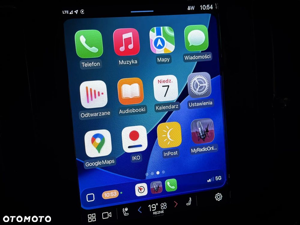 Volvo XC 60 B4 D AWD Plus Dark - 24