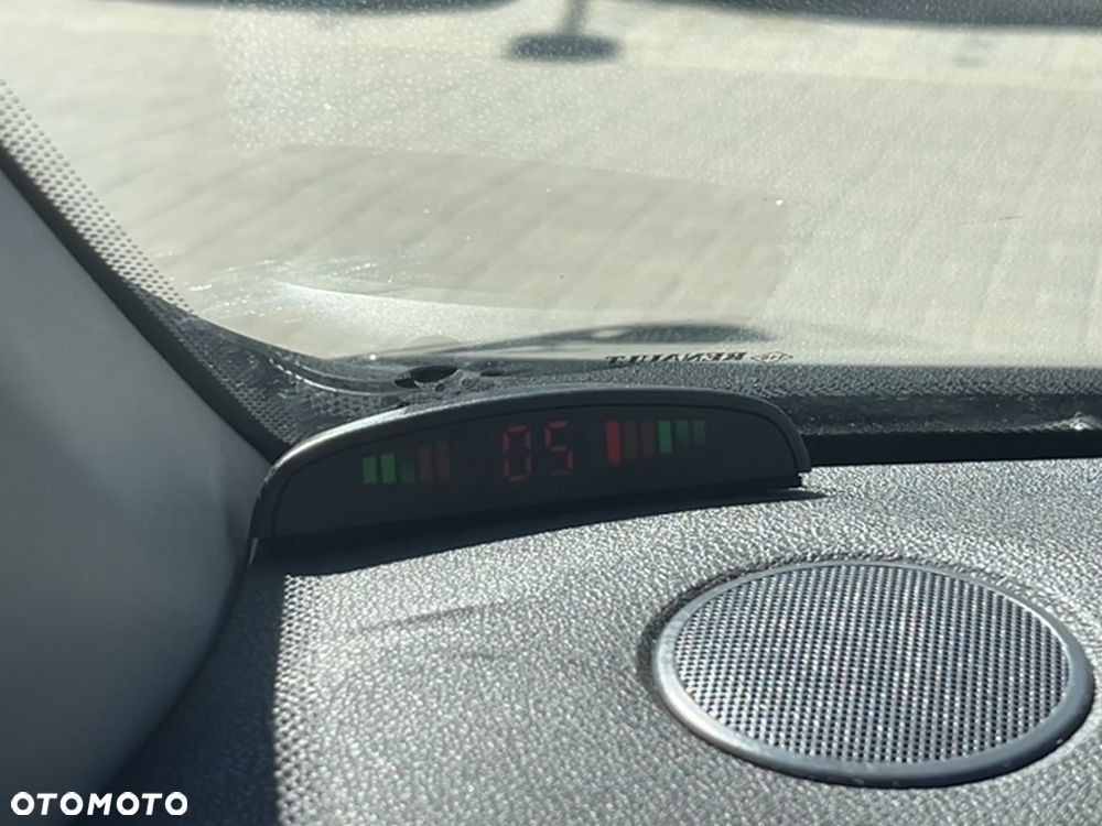 Renault Clio 1.6 16V Night&Day - 32