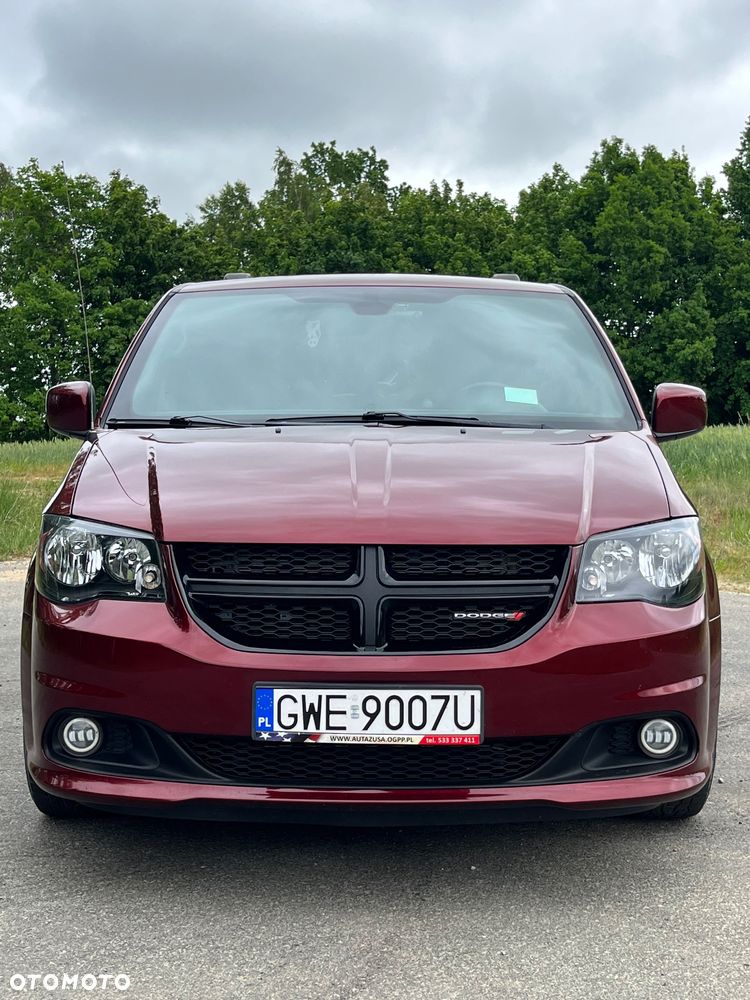 Dodge Grand Caravan 3.6 R/T - 7