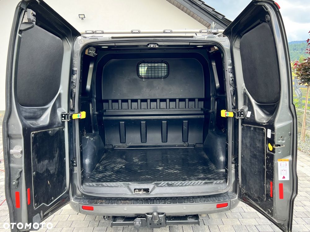 Ford Transit Custom - 8