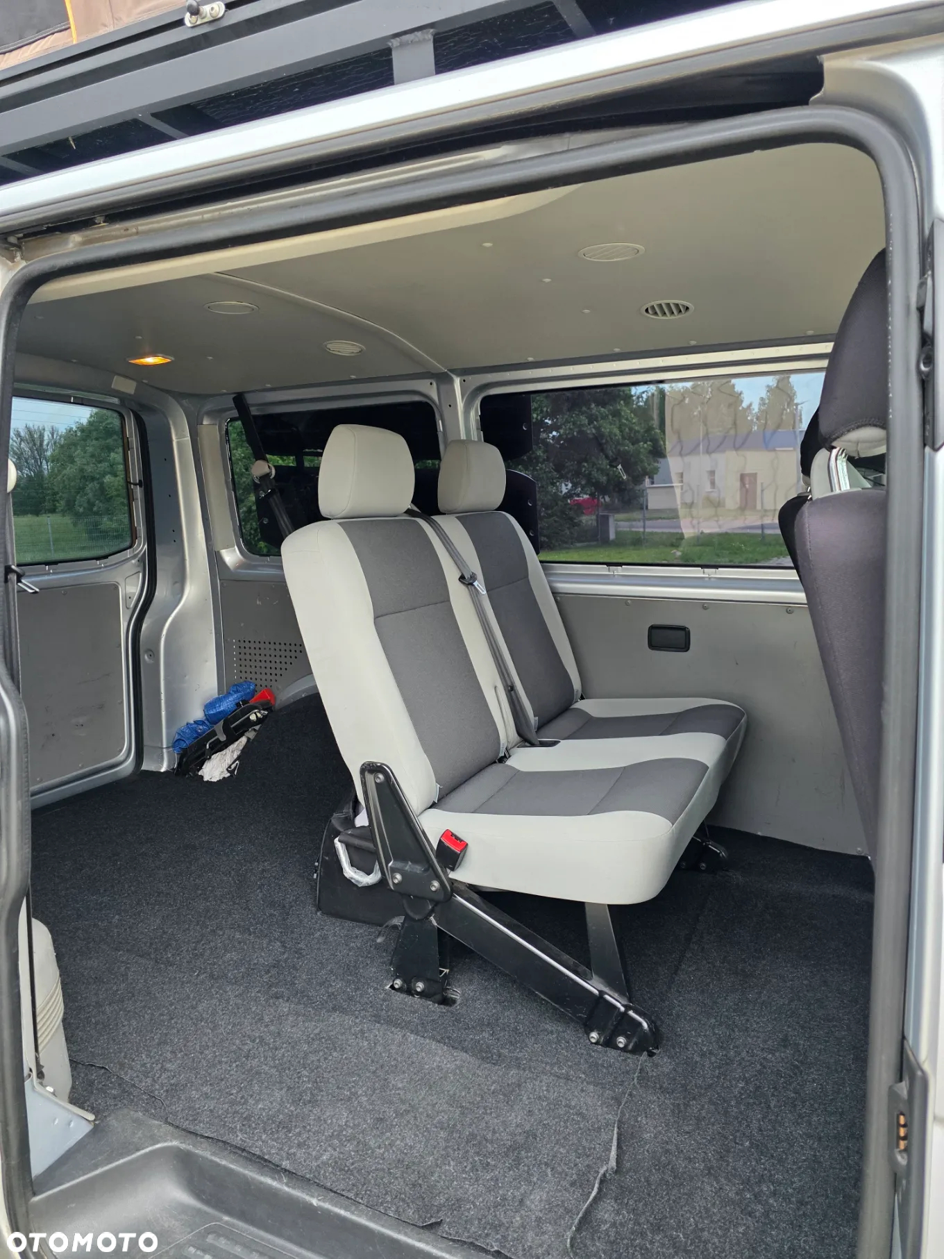 Volkswagen Caravelle 2.0 TDI L1 Comfortline - 10