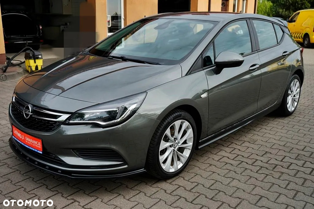 Opel Astra - 2
