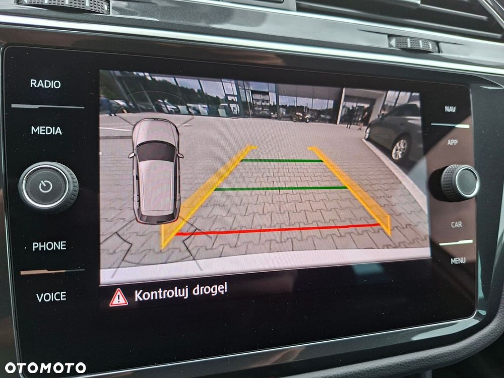 Volkswagen Tiguan - 22