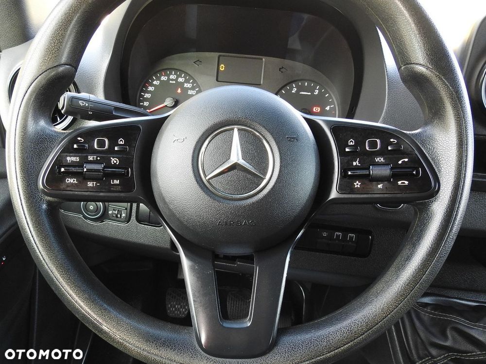 Mercedes-Benz SPRINTER 516 SKRZYNIA PODWÓJNA KABINA DOKA 6 MIEJSC TEMPOMAT KLIMATYZACJA BLIŹNIACZE KOŁA  160KM - 28