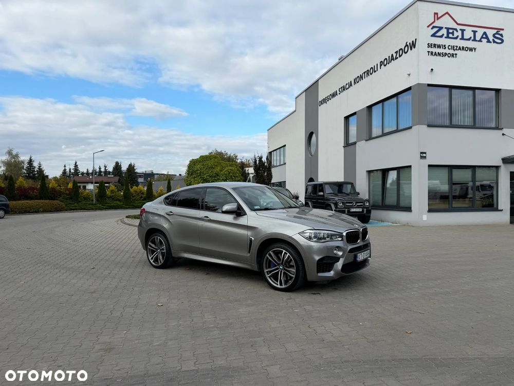 BMW X6M - 1