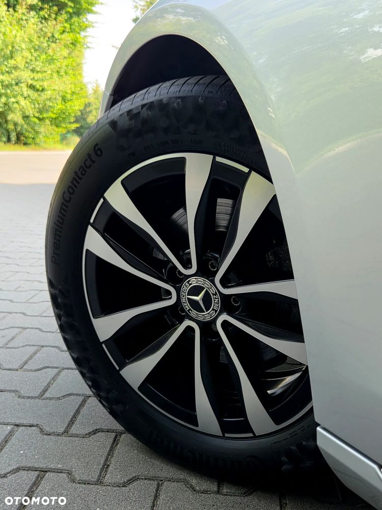 Mercedes-Benz Klasa E 200 d 9G-TRONIC Avantgarde - 24