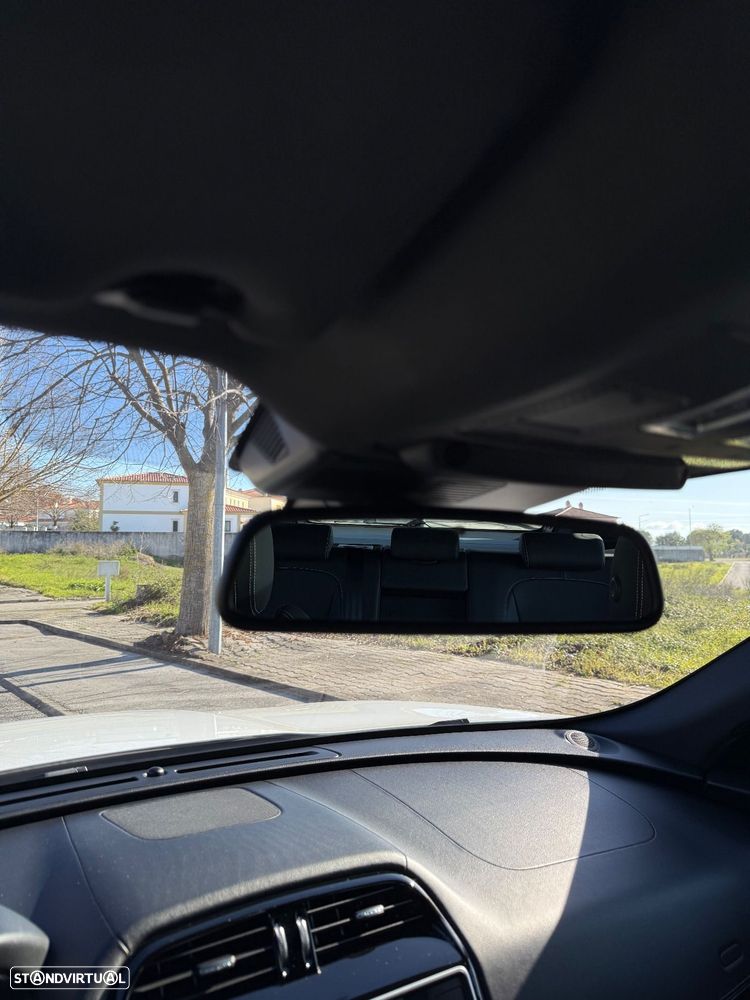 Jaguar F-Pace 2.0 i4D R-Sport AWD Aut. - 28