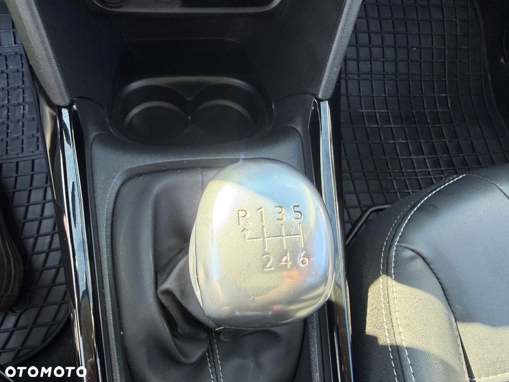 Peugeot 2008 PureTech 130 GPF Stop&Start Crossway - 25