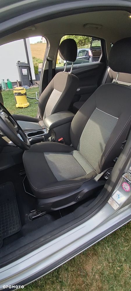 Ford Mondeo 1.6 TDCi Ambiente Plus - 8