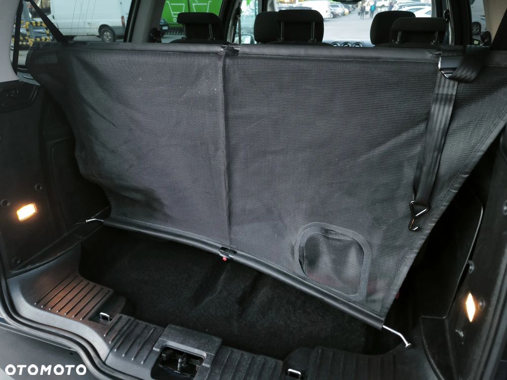 Ford Galaxy 2.0 TDCi Platinium X (Titanium) - 40