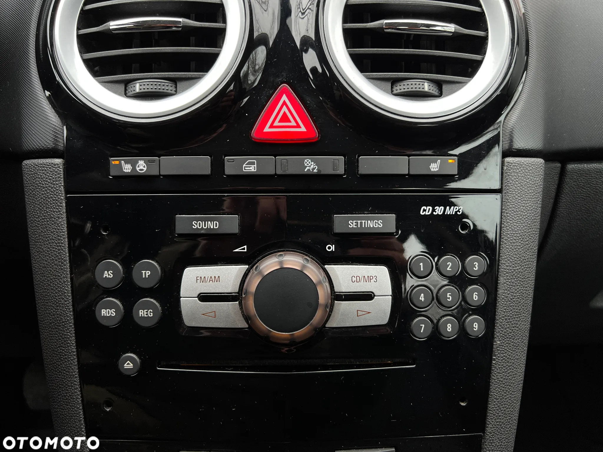 Opel Corsa - 24