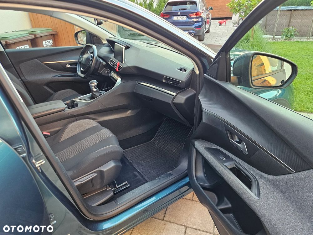 Peugeot 5008 1.6 HDi Active 7os - 24