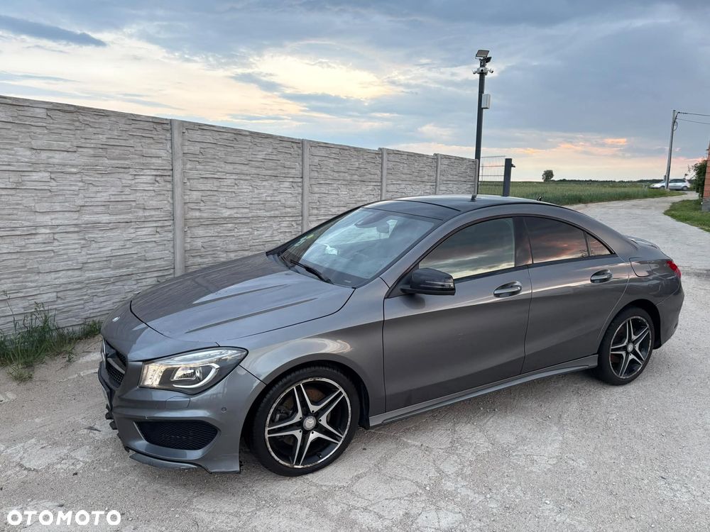 Mercedes-Benz CLA 220 d 7G-DCT AMG Line - 2
