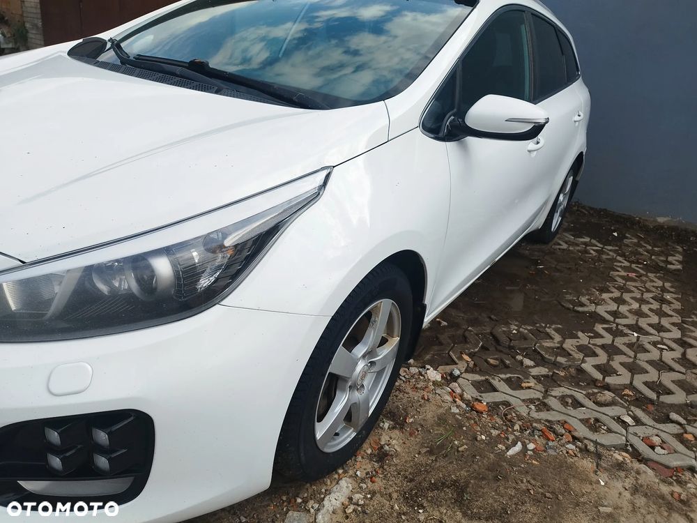 Kia Ceed SW 1.6 CRDi DCT GT Line - 14