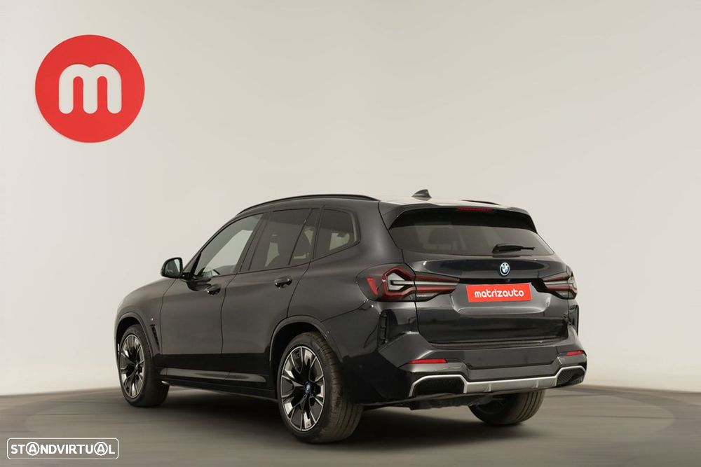 BMW Ix3 2023 photo 3