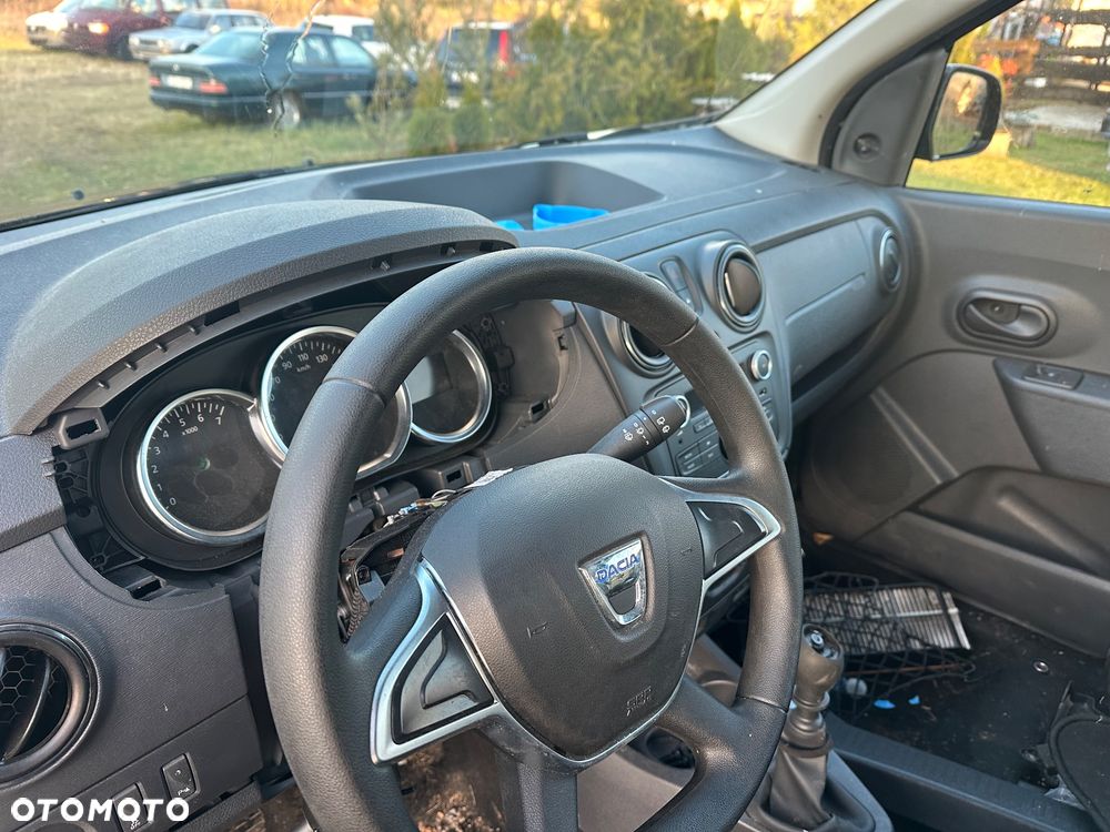Dacia Lodgy dCi 110 Stepway - 11