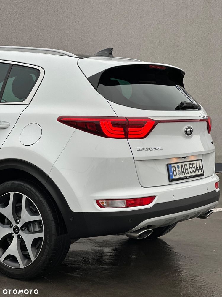 Kia Sportage 2,0 CRDI AWD GT Line - 29