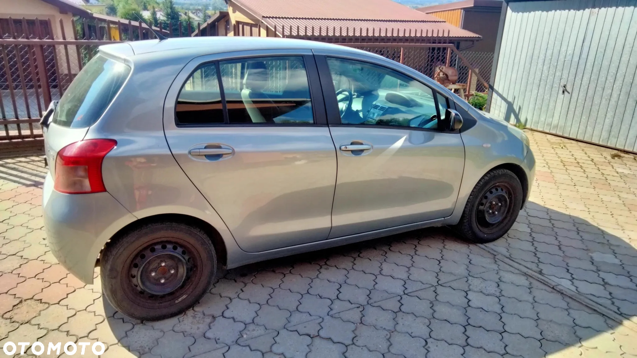 Toyota Yaris 1.3 Luna A/C - 2