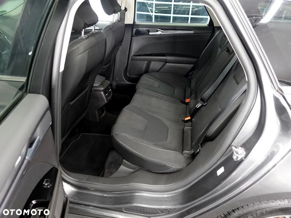 Ford Mondeo 2.0 EcoBlue Titanium - 10