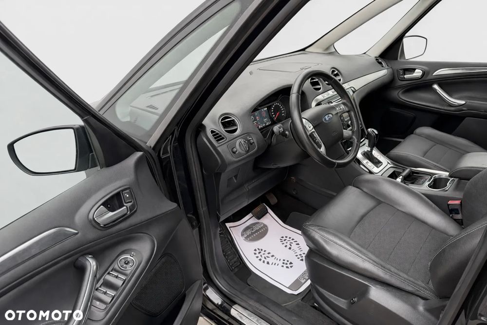 Ford Galaxy 2.0 TDCi DPF Titanium - 23