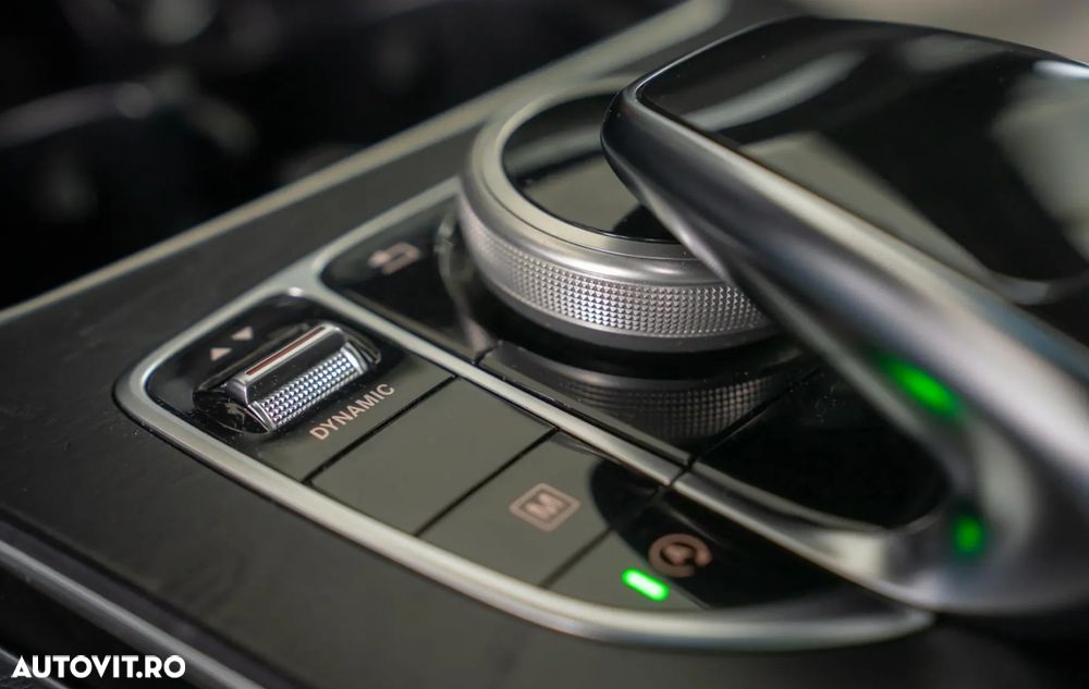 Mercedes-Benz GLC 250 4MATIC - 22