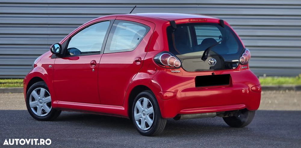 Toyota Aygo City - 3