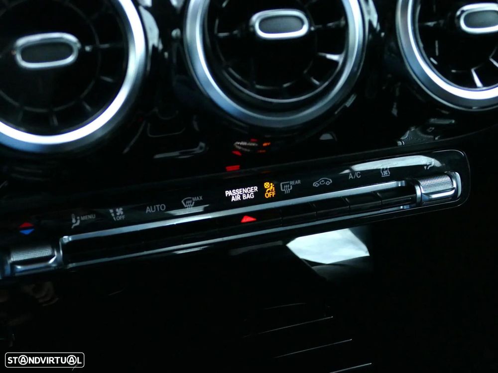 Mercedes-Benz A 250 e Style Plus - 22