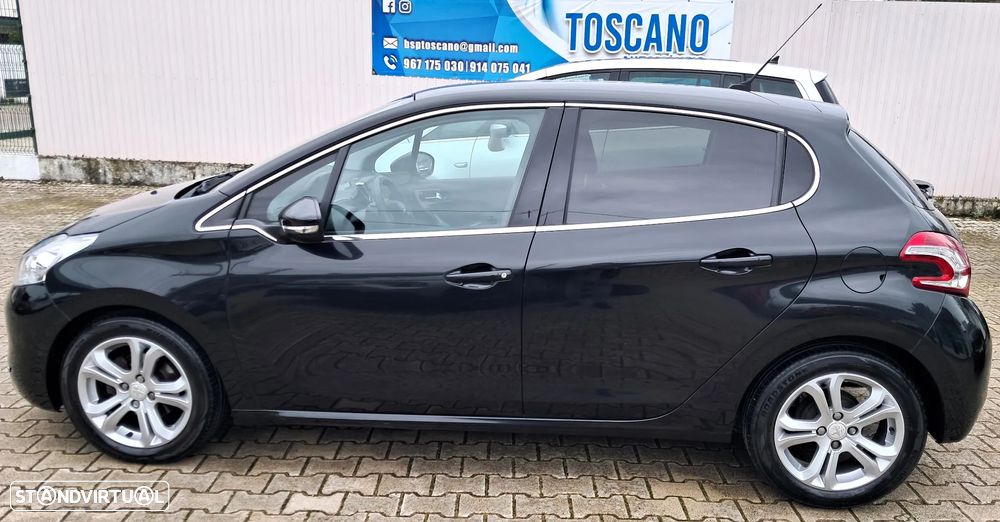 Peugeot 208 1.2 VTi Allure - 20
