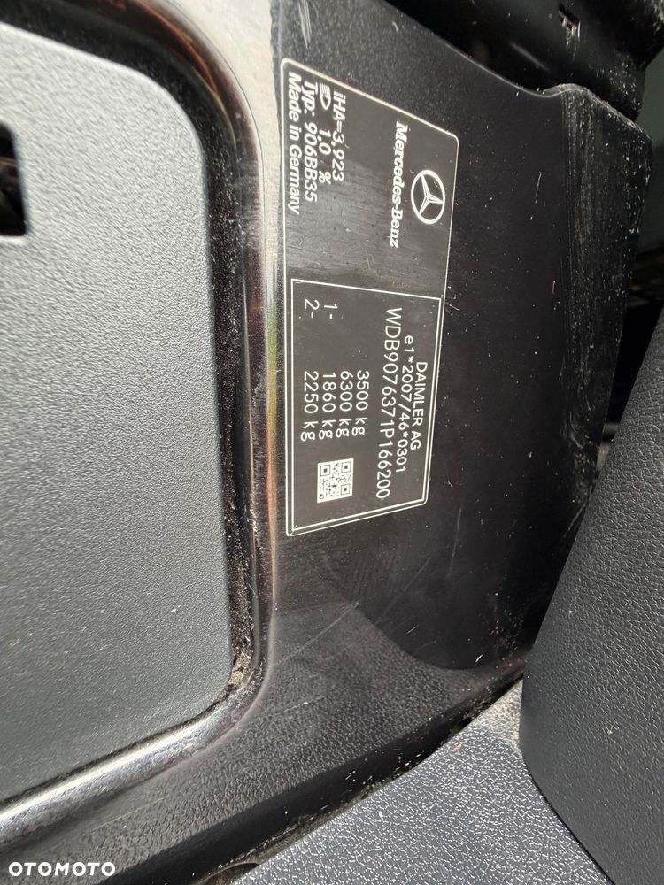 Mercedes-Benz SPRINTER - 34