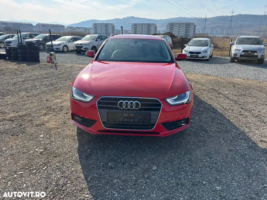 Audi A4 Avant 2.0 TDI ultra S tronic - 4