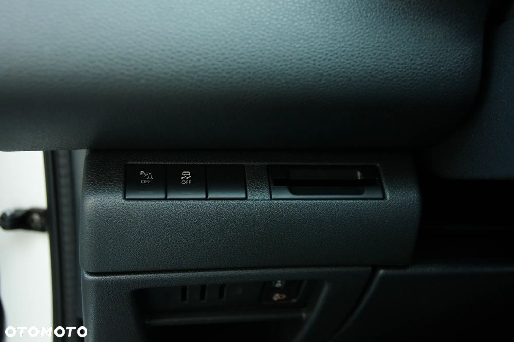 Peugeot 3008 1.6 Premium - 24