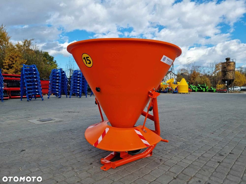Posypywarka solarko piaskarka do ciągnika - 5