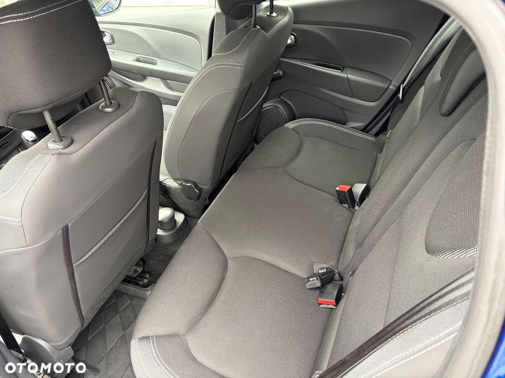 Renault Clio 1.2 16V Alize - 17