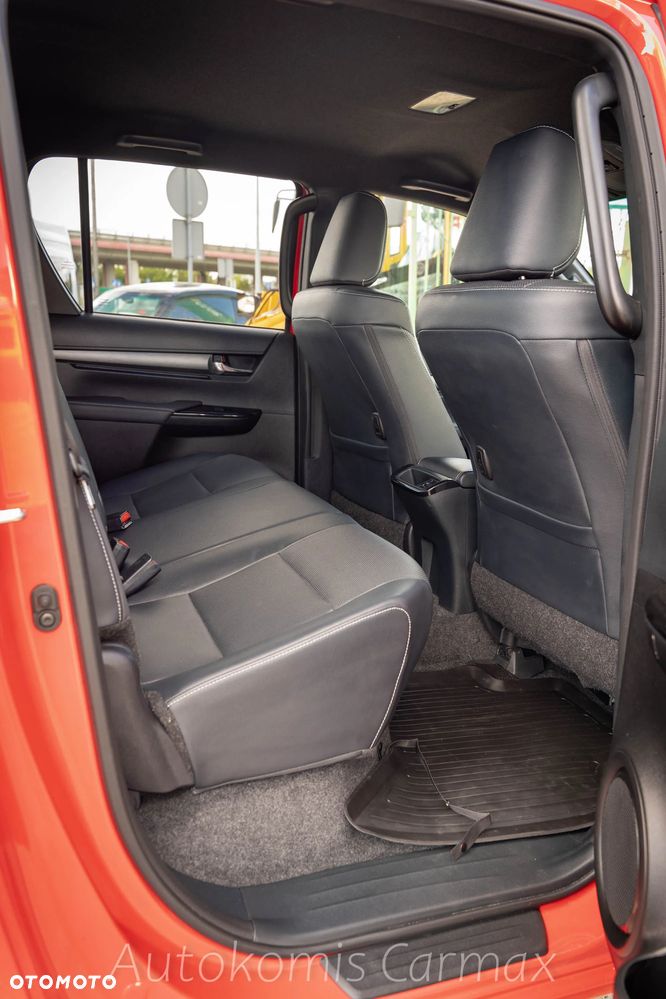 Toyota Hilux 2.8 D-4D mHEV Double Cab Invincible 4x4 - 25