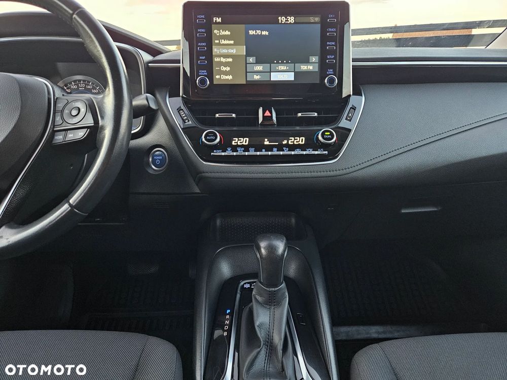 Toyota Corolla 1.8 Hybrid Comfort - 24